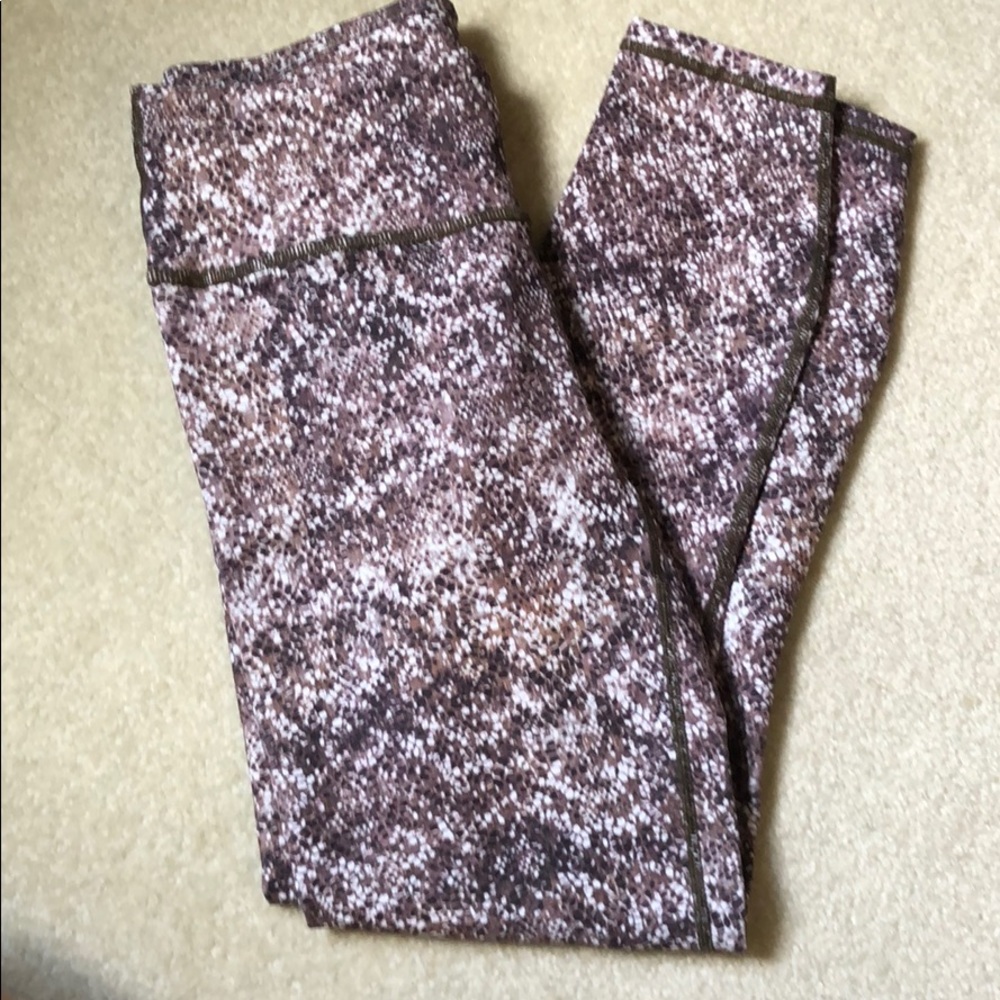Fabletics leggings with phone pocket